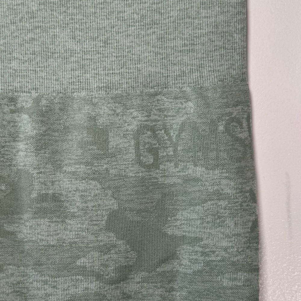 Gymshark Adapt Camo Seamless Leggings - Picture 4 of 15